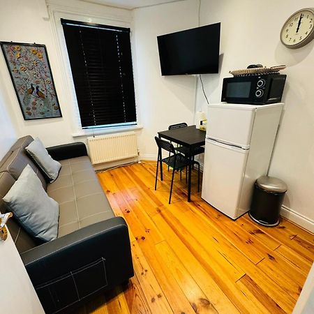 Notting Hill Guest Flat Apartment Ийлинг Стая снимка