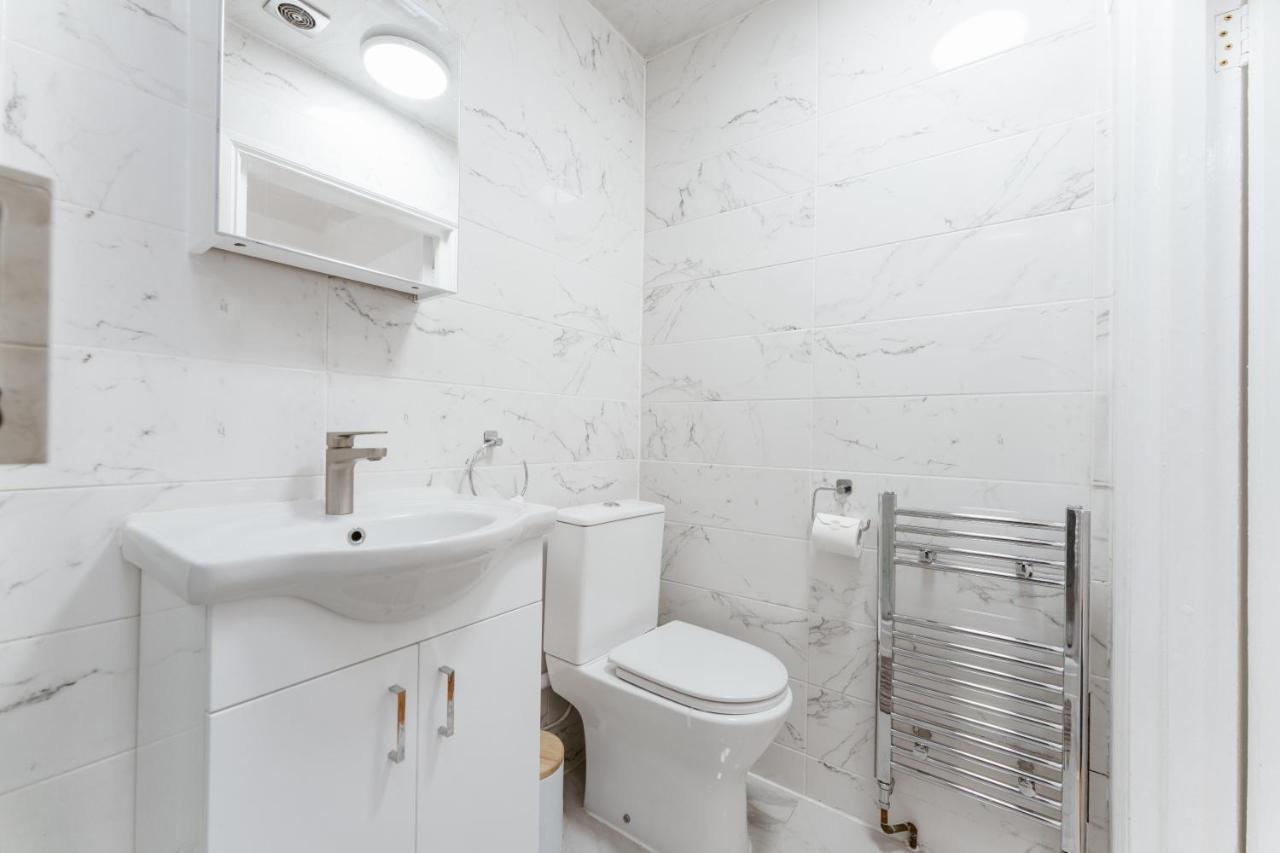 Notting Hill Guest Flat Apartment Ийлинг Екстериор снимка