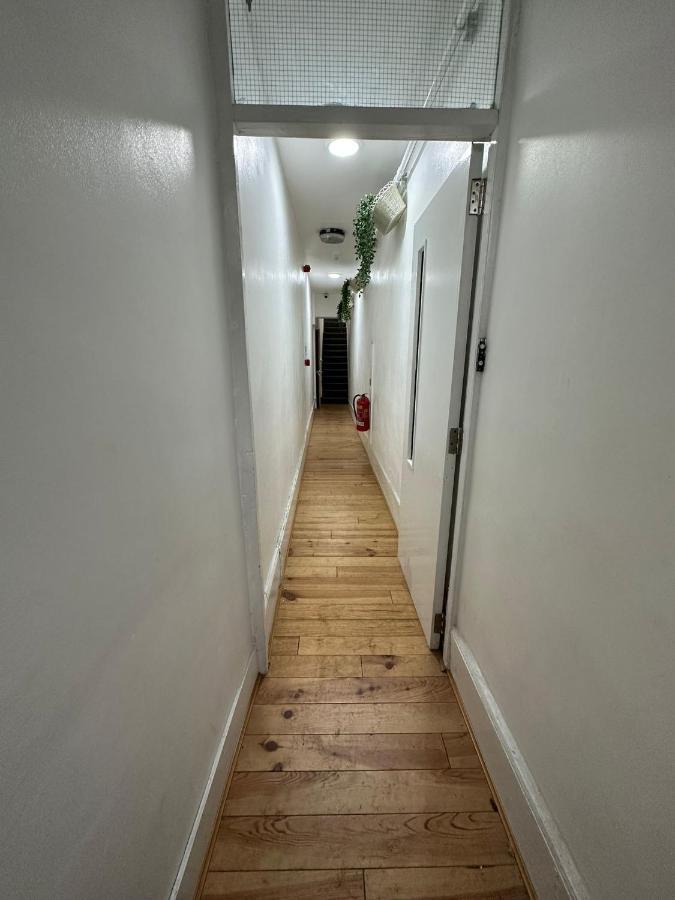 Notting Hill Guest Flat Apartment Ийлинг Екстериор снимка