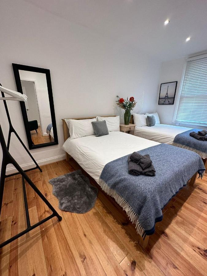 Notting Hill Guest Flat Apartment Ийлинг Екстериор снимка